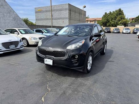 Used 2018 Kia Sportage LX AWD/4WD image 10