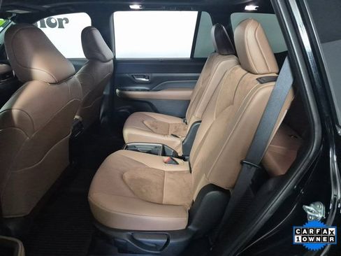 Used 2024 Toyota Grand Highlander AWD Hybrid image 24