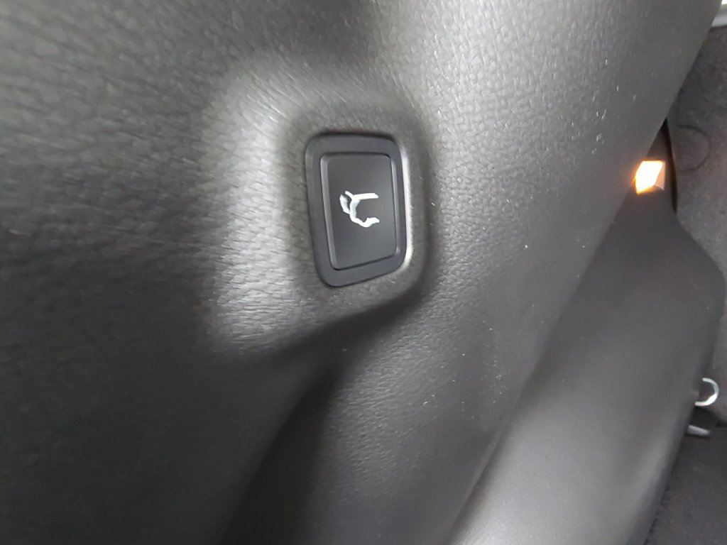 New 2026 Jeep Compass Trailhawk AWD/4WD image 14