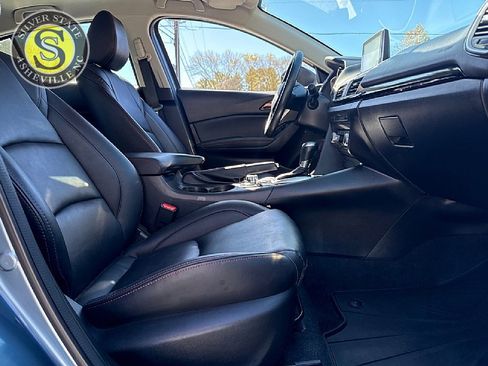 Used 2015 MAZDA MAZDA3 i Grand Touring image 17