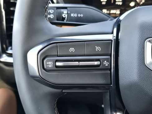 New 2026 GMC Canyon AT4 AWD/4WD image 24