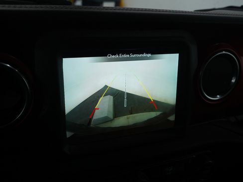 Used 2018 Jeep Wrangler Unlimited Rubicon w/ Dual Top Group image 21