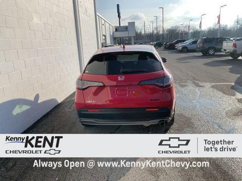 Used 2024 Honda HR-V Sport image 5