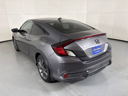 Used 2019 Honda Civic EX image 6