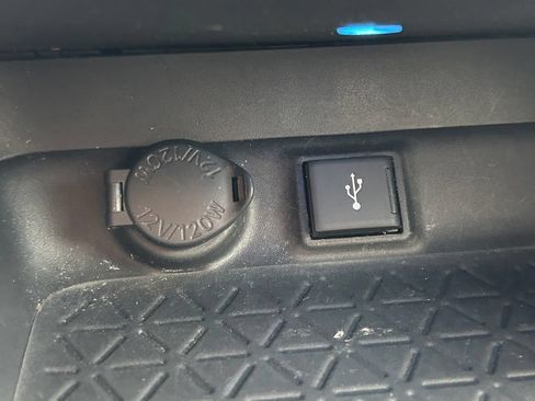 Used 2021 Toyota RAV4 XSE AWD/4WD image 29