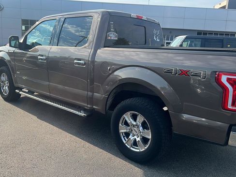 Used 2016 Ford F150 XLT w/ Equipment Group 302A Luxury AWD/4WD image 9