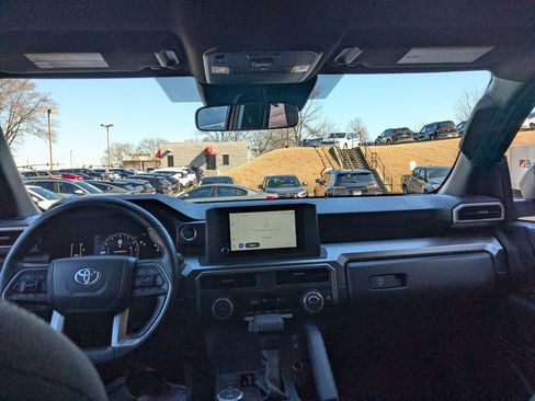 Used 2025 Toyota 4Runner SR5 image 24