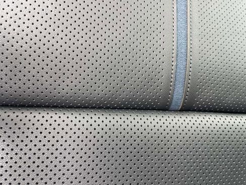 New 2026 Ford F250 Platinum image 18