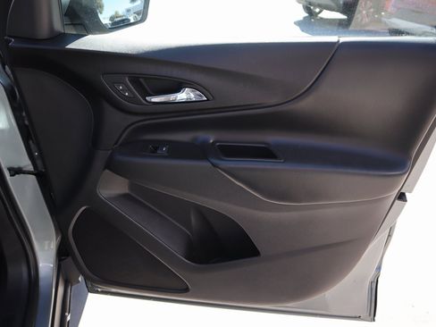 Used 2024 Chevrolet Equinox LT image 10