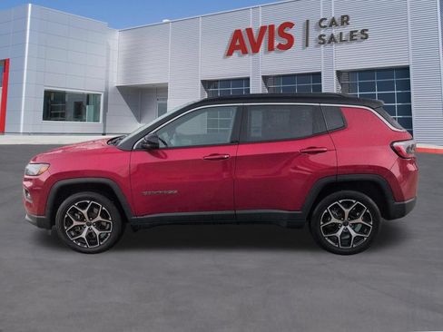 Used 2025 Jeep Compass Limited AWD/4WD image 10