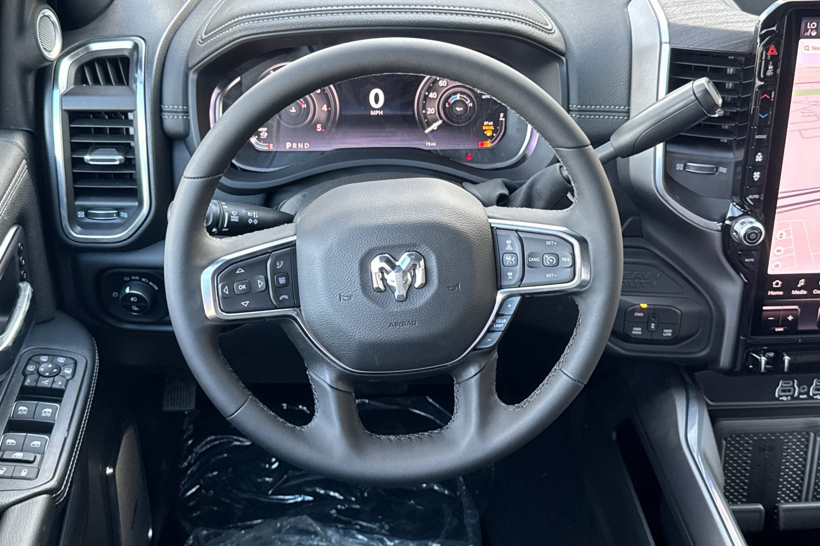 New 2027 RAM 3500 Laramie AWD/4WD image 13
