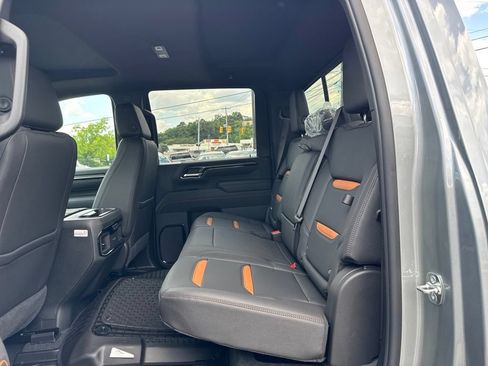 New 2026 GMC Sierra 2500 AT4 w/ AT4 Premium Plus Package AWD/4WD image 27