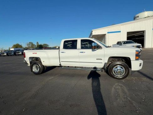 Certified 2019 Chevrolet Silverado 3500 High Country w/ Duramax Plus Package image 2