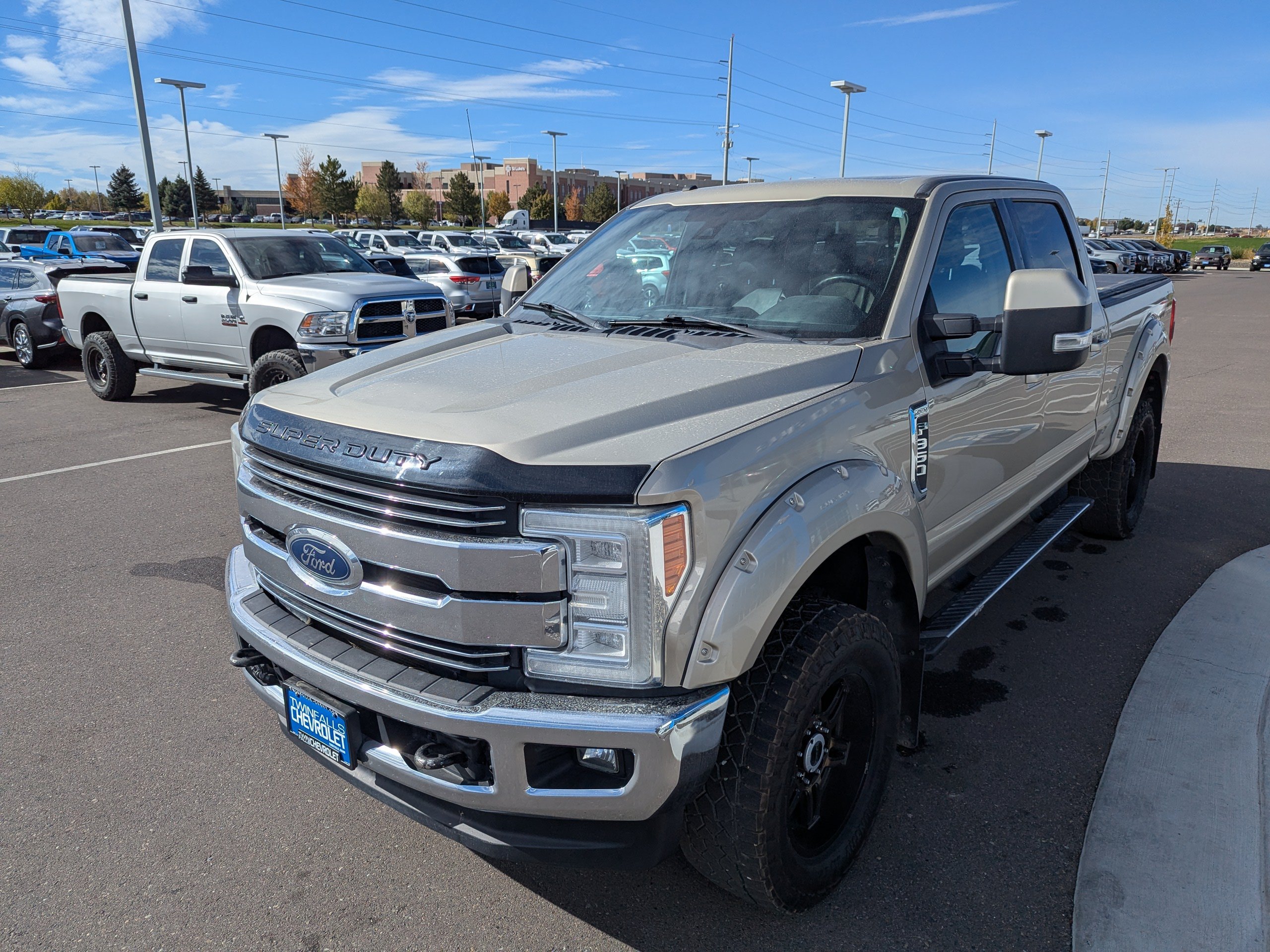 Used 2017 Ford F350 Lariat w/ Lariat Ultimate Package AWD/4WD image 7