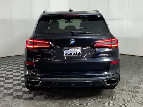 Used 2021 BMW X5 M50i image 9