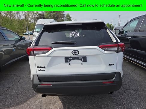 Used 2023 Toyota RAV4 XLE image 5