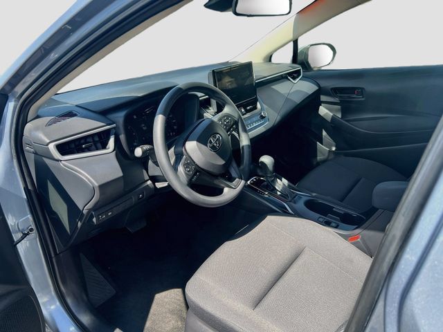 Used 2025 Toyota Corolla LE FWD image 9