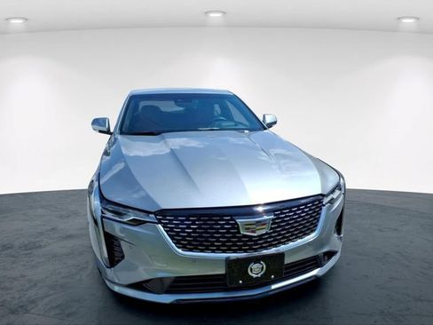 Used 2025 Cadillac CT4 Premium Luxury RWD image 7