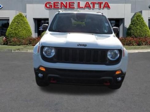Used 2022 Jeep Renegade Trailhawk image 11