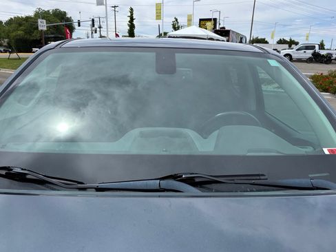 Used 2019 Chevrolet Colorado Z71 AWD/4WD image 16