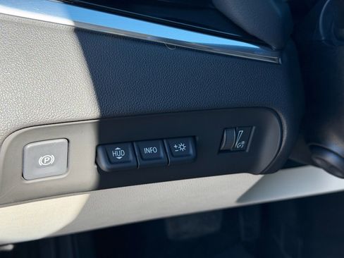 Used 2023 Buick Enclave Avenir w/ Trailering Package, 5000 lbs. AWD/4WD image 20