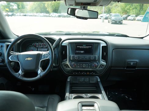 Used 2018 Chevrolet Silverado 1500 LTZ Z71 w/ LTZ Plus Package AWD/4WD image 16