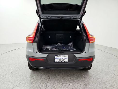 New 2026 Volvo XC40 B5 Ultra w/ Climate Package AWD/4WD image 19