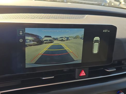 New 2026 Kia Carnival FWD image 23