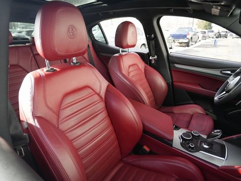 Used 2019 Alfa Romeo Stelvio Ti Sport w/ Quick Order Package 22S Sport image 21