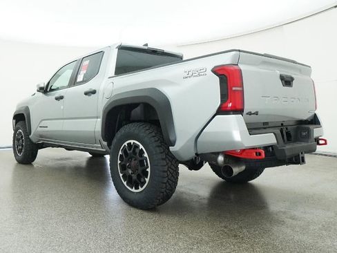 New 2025 Toyota Tacoma TRD Off-Road image 21