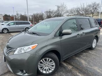 Used 2014 Toyota Sienna XLE video 1