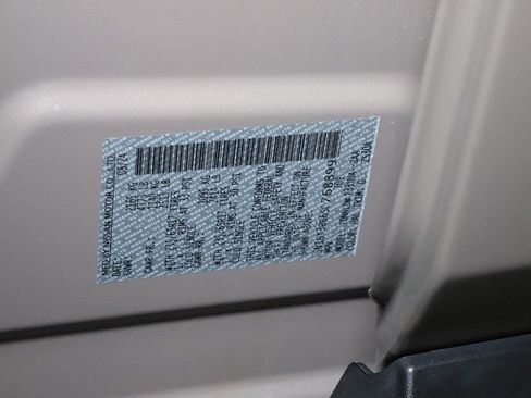 Certified 2025 Nissan Rogue SV image 19