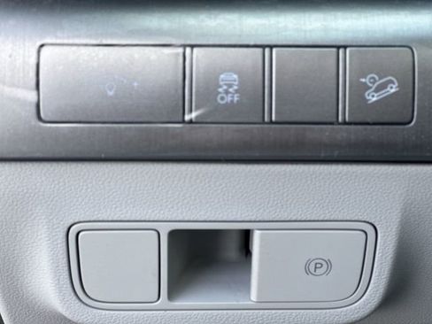 New 2026 Hyundai Kona SEL Premium AWD/4WD image 25