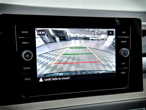 New 2026 Volkswagen Taos SE AWD/4WD image 12