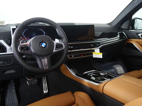 Used 2026 BMW X5 sDrive40i w/ M Sport Package RWD image 18