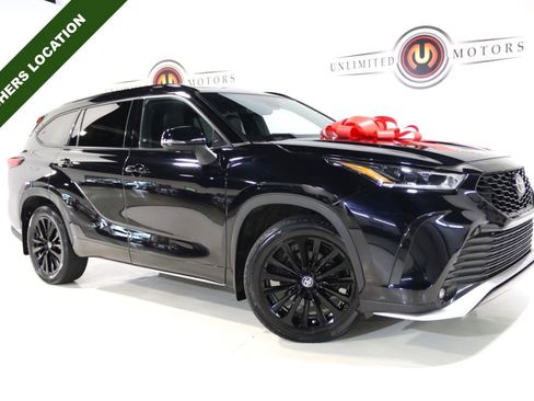 Used 2023 Toyota Highlander L image 1