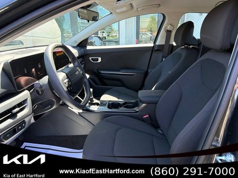 New 2026 Kia K4 FWD image 31
