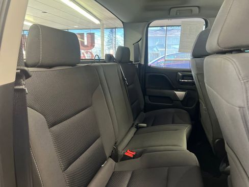 Used 2018 Chevrolet Silverado 1500 LT w/ All Star Edition image 41