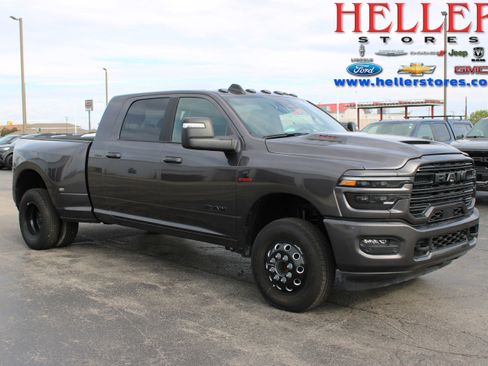 Used 2025 RAM 3500 Laramie w/ Night Edition AWD/4WD image 1