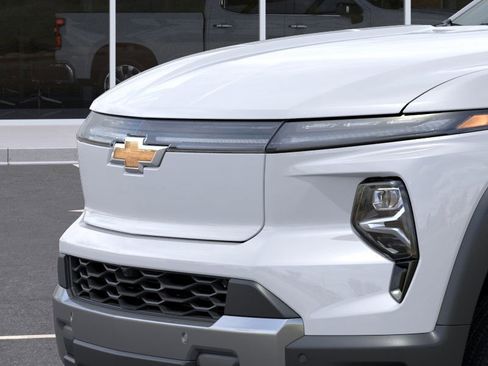 New 2026 Chevrolet Silverado EV LT w/ Plus Package image 32