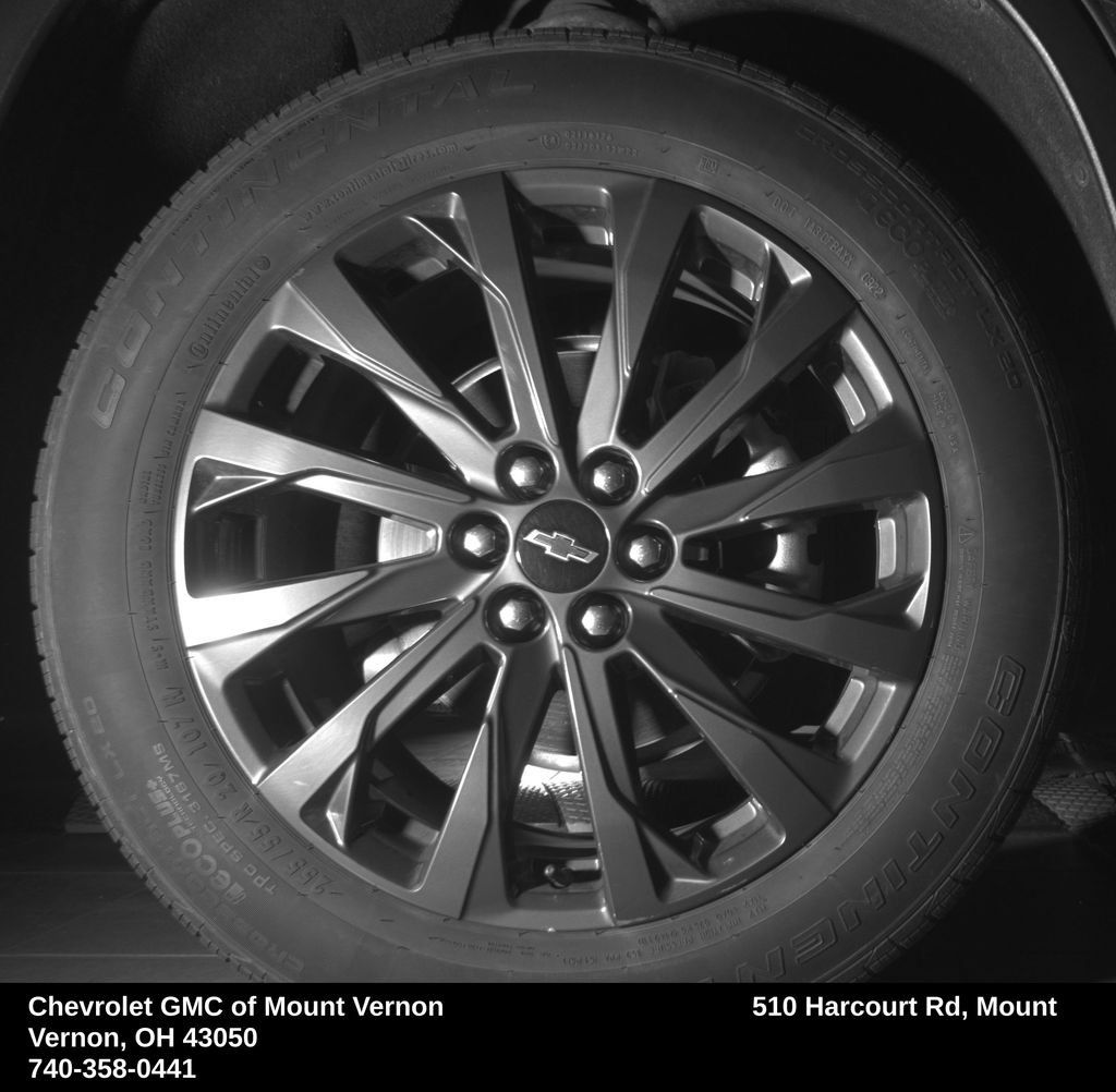 Used 2022 Chevrolet Traverse RS FWD image 14