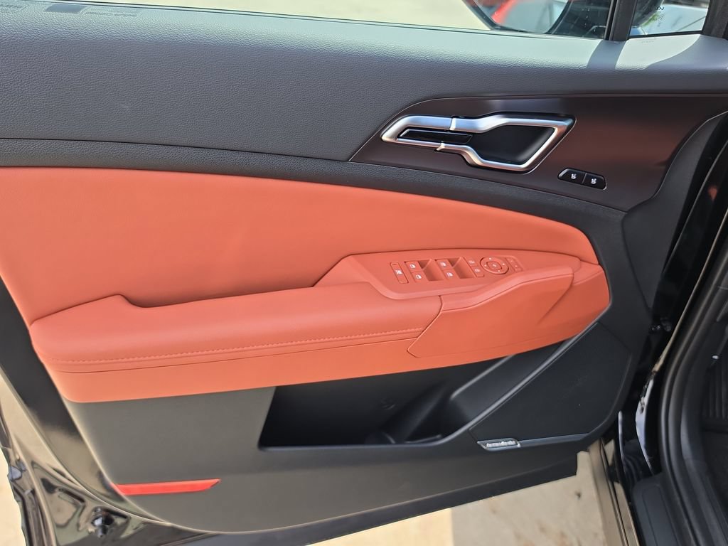 New 2026 Kia Sportage SX FWD image 18