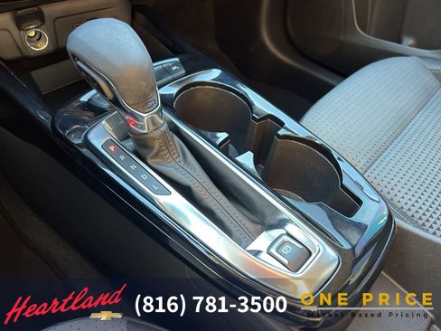 Used 2024 Chevrolet Trax LT w/ Driver Confidence Package image 33