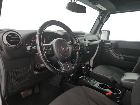 Used 2018 Jeep Wrangler Unlimited Sport S image 10