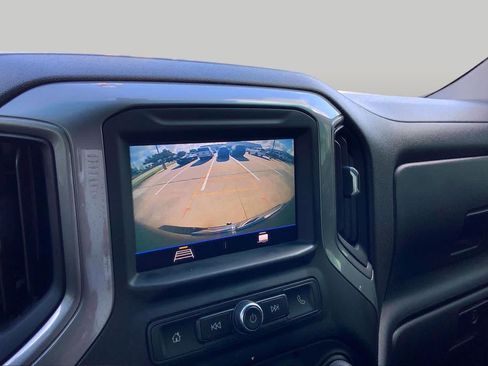 Certified 2021 Chevrolet Silverado 1500 Custom RWD image 28
