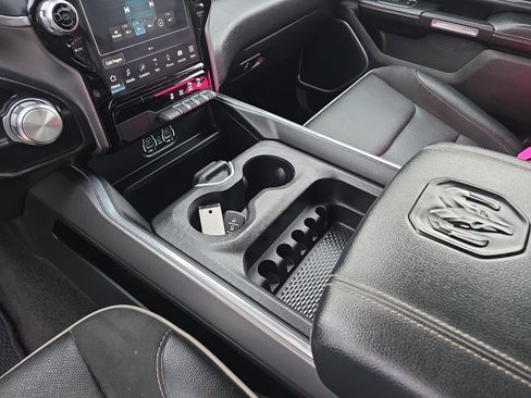 Used 2022 RAM 1500 Laramie w/ Sport Appearance Package image 18