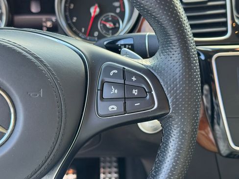 Used 2018 Mercedes-Benz GLS 450 4MATIC w/ Premium Package image 26