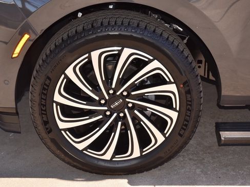 New 2025 Lincoln Navigator Black Label image 47