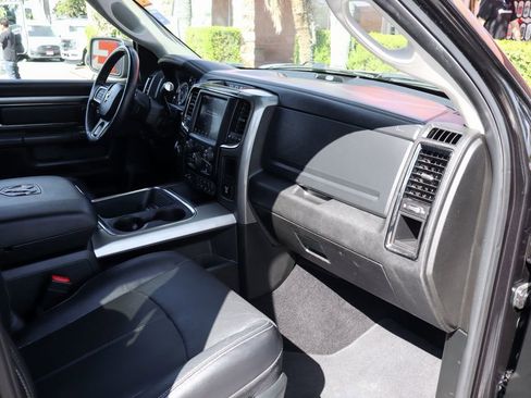 Used 2018 RAM 2500 Laramie w/ Sport Appearance Group AWD/4WD image 42