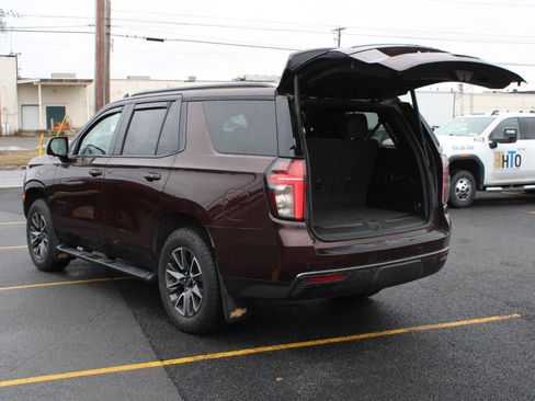 Used 2022 Chevrolet Tahoe Z71 w/ Luxury Package image 7